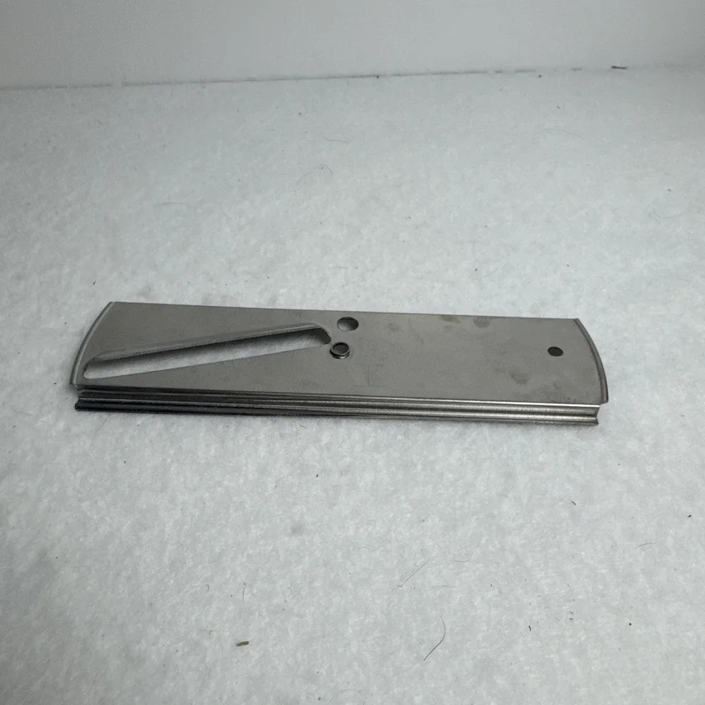2 Blades Regal La Machine 1 Model V 813 Food Processor Slicer Grater